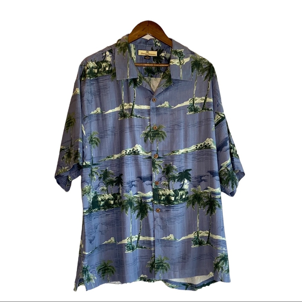 Tommy Bahama Blue Patterned Button Down Short Sleeve Tropical Shirt